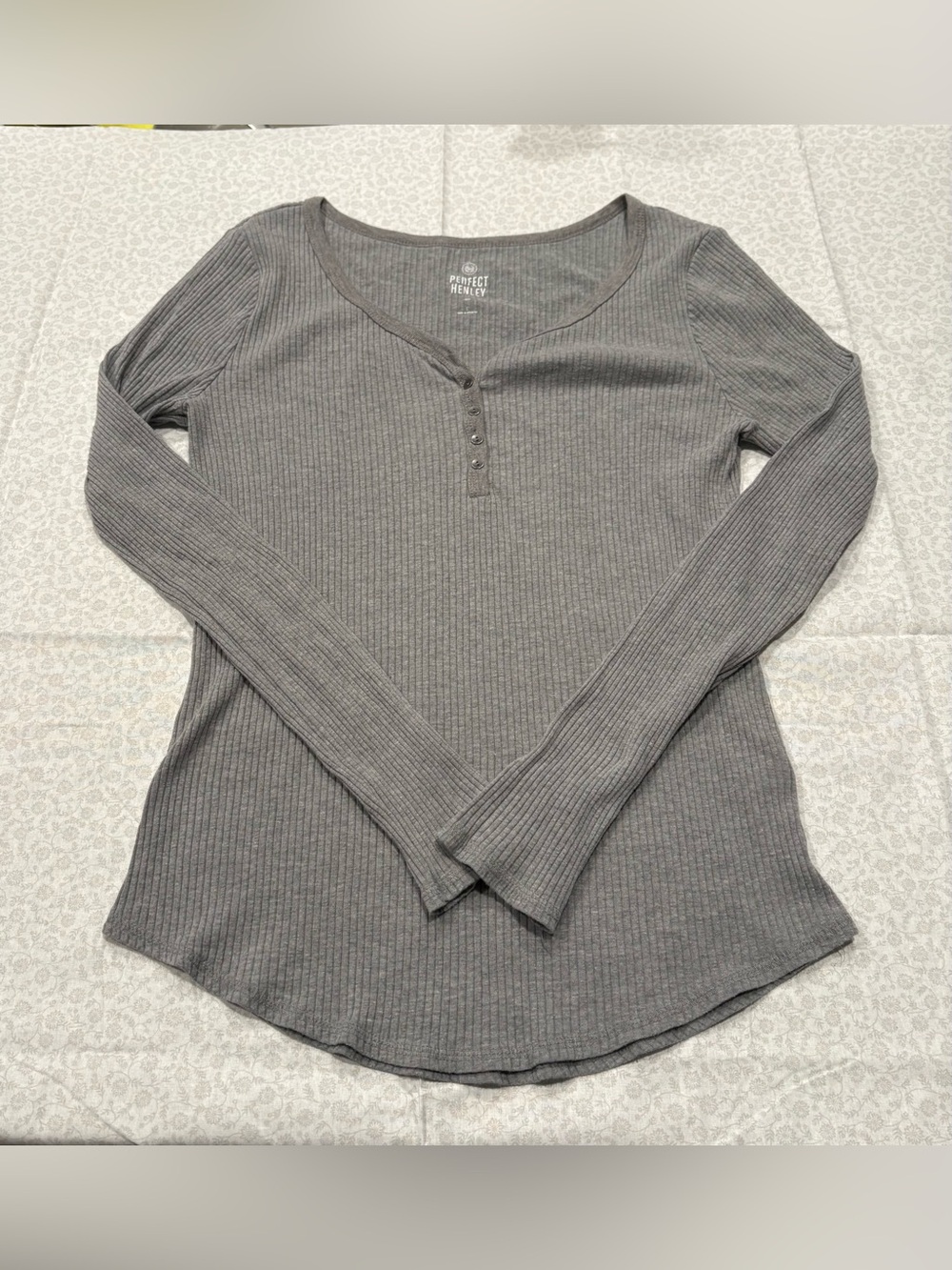 Vintage Y2K Elena Gilbert Bella Swan Ribbed Henley Top Gray Twilightcore Large